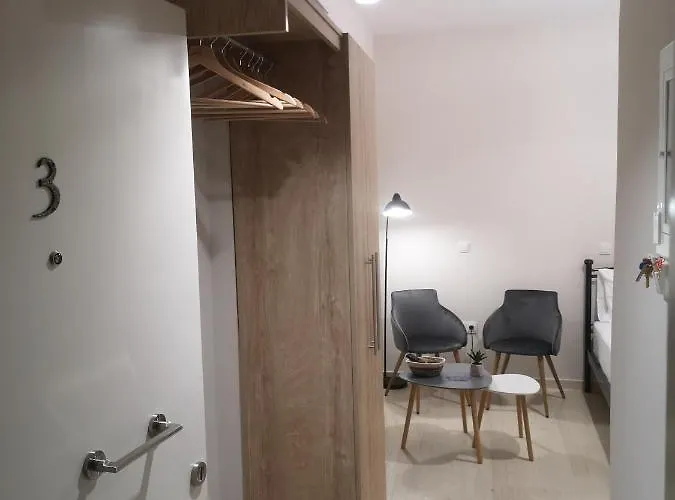 P&k Luxury 3 Kalamata